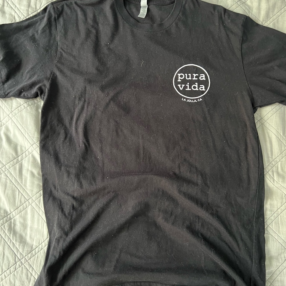 black pura vida rep shirt